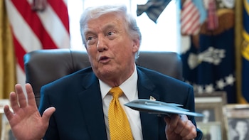 Trump sugiere que Venezuela se