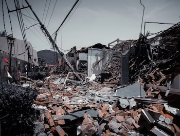 Las autoridades anunciaron medidas para apoyar la recuperación de los negocios afectados por el terremoto. - crédito Gobernación Valle