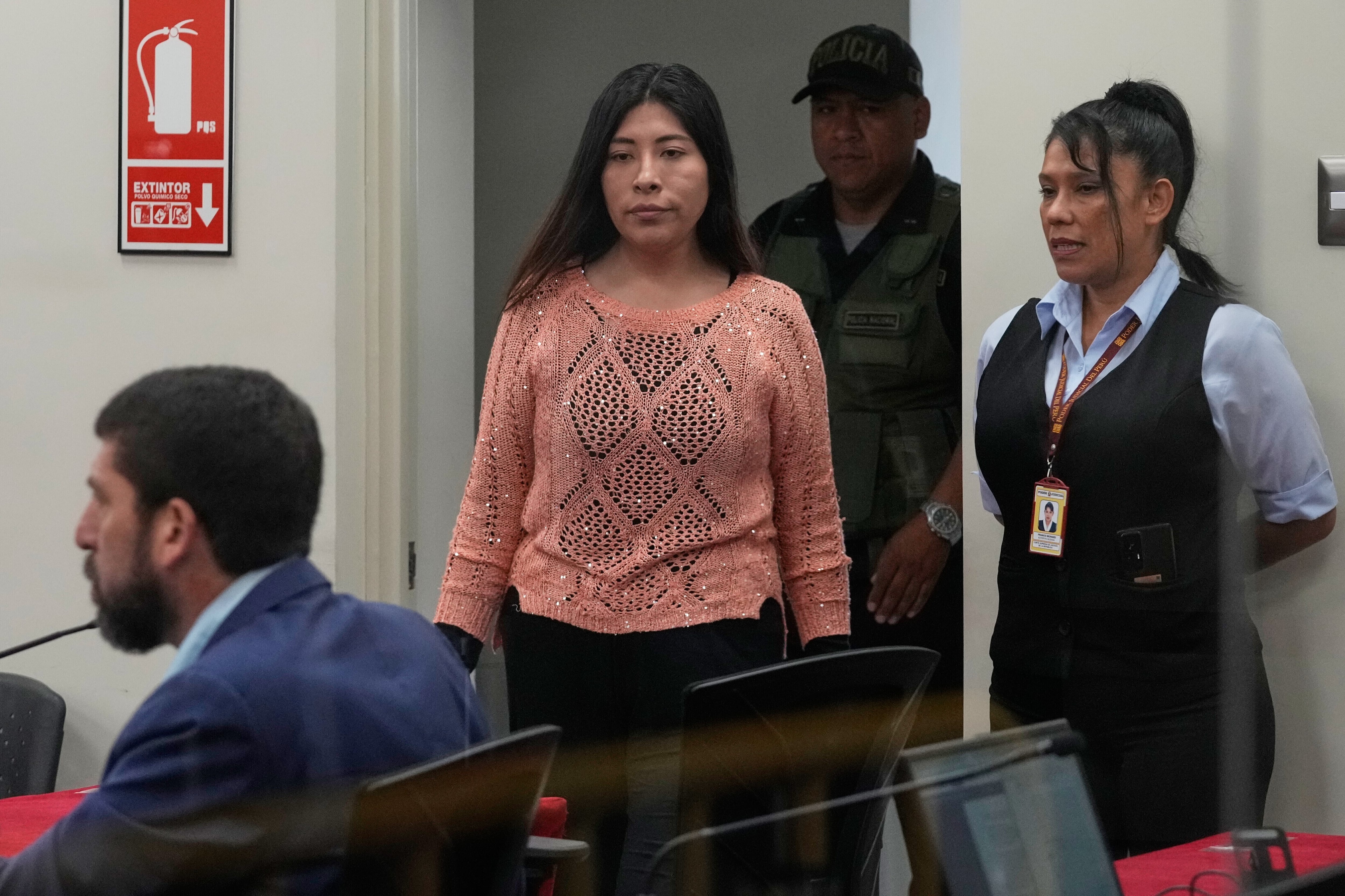 Documento judicial considera que declaraciones de José Jerí sobre un posible ingreso de autoridades peruanas a la Embajada de México en Perú para capturar a la ex ministra de Pedro Castillo es una amenaza real. (AP Foto/Martín Mejía)