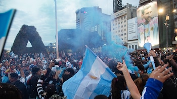 Las mejores fotos de los festejos tras la victoria de la selección argentina ante Inglaterra y el pase a la final del Mundial