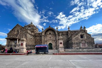 Dentro de la Catedral se