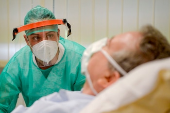 Italia registra más de 238.500