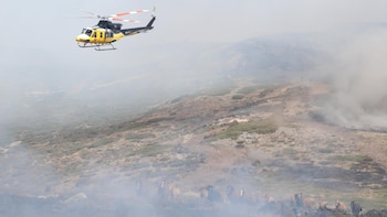 Madrid multa con 129.000 euros a la empresa suiza que le suministra los helicópteros contra incendios porque no estuvieron operativos varios días de la campaña de verano