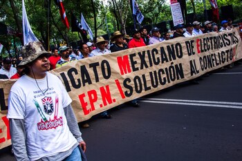 Luz y Fuerza
FOTO: ENRIQUE ORDÓÑEZ