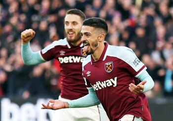 Lanzini abrió el marcador para