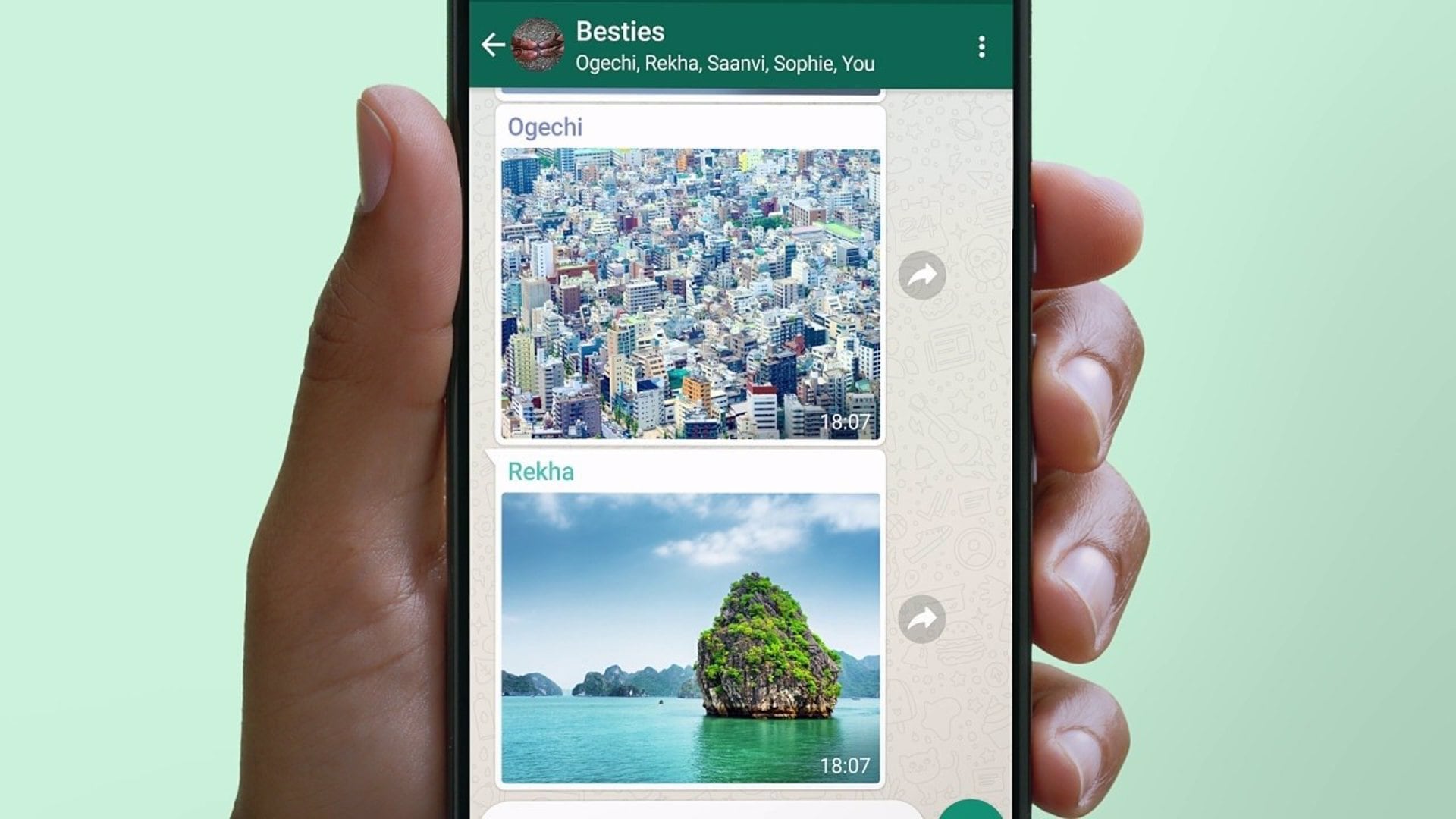 WhatsApp almacena archivos reenviados que puede saturar el almacenamiento del teléfono. (Foto: Europa Press)