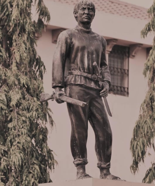 Monumento en honor a Anastasio Aquino en Santiago Nonualco (La Paz), lugar donde nació el 16 de abril de 1792.