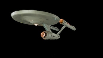 Desaparecida durante 45 años: encuentran por casualidad el modelo original de la legendaria nave espacial de Star Trek