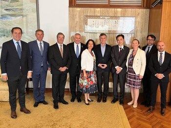 Mauricio Macri almorzó con embajadores