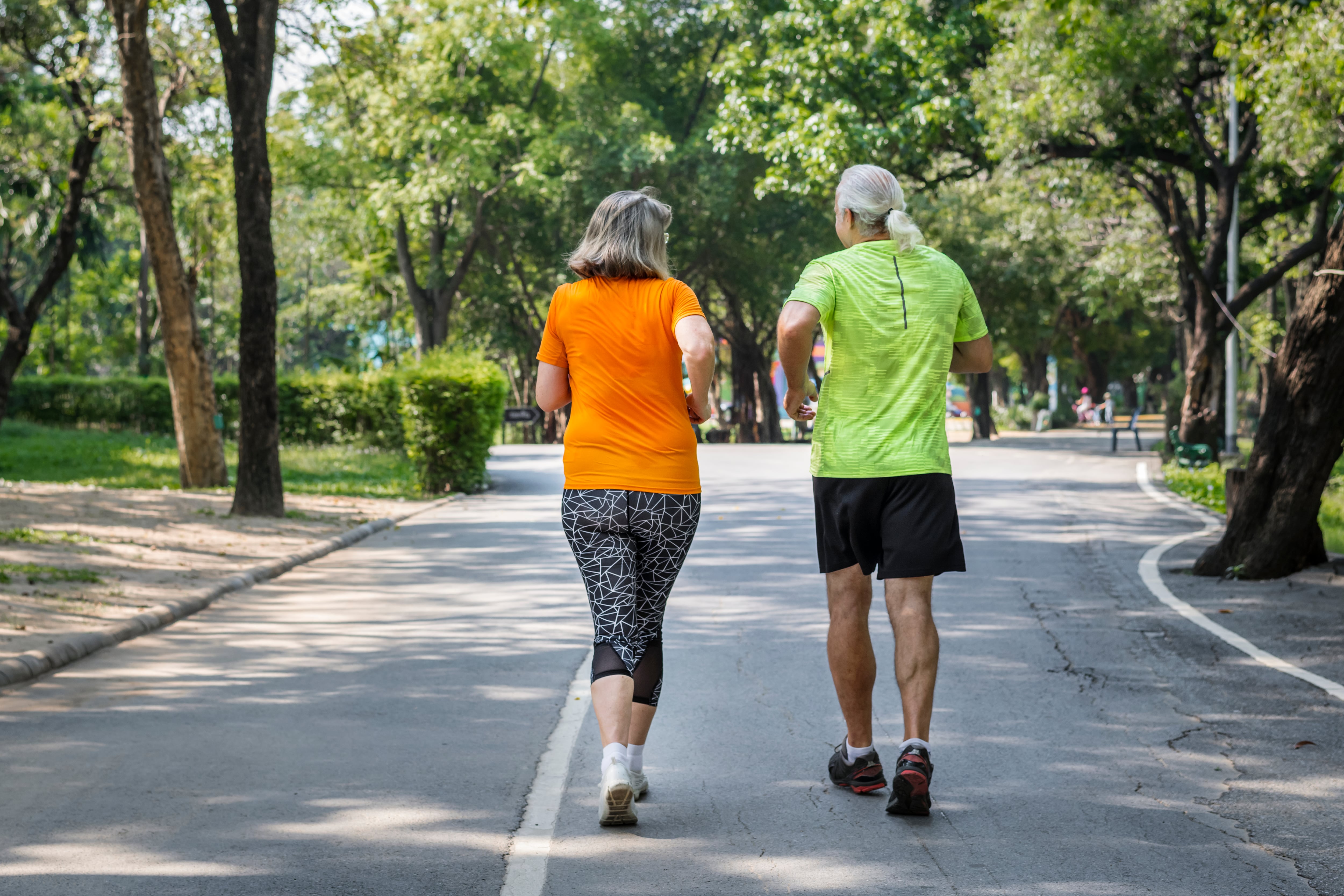 Pareja haciendo deporte. (Magnific)