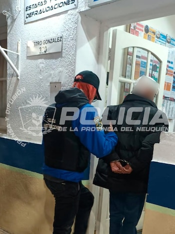 Neuquén municipales vendían licencias de conducir truchas por redes sociales