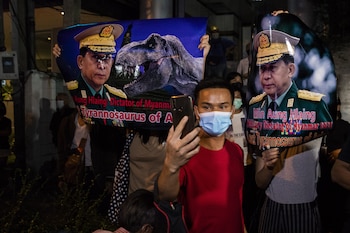 04/02/2021 Protestas en Bangkok por
