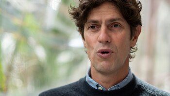 Martín Lousteau . UCR