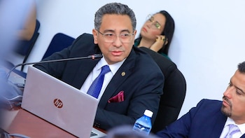 Jerson Posada afirmó ante diputados que el Ejecutivo llevará mecanismos a la Asamblea Legislativa, aunque no detalló la fuente de financiamiento ni el alcance de las medidas (Foto cortesía diputado Óscar García)