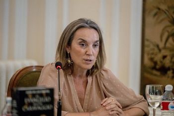 06/07/2026 La vicesecretaria de Regeneración Institucional del PP, Cuca Gamarra, durante la presentación de la novela 'El evangelio según Caravaggio', en el Centro Riojano de Madrid, a 6 de julio de 2026, en Madrid (España). La novela del escritor y vicesecretario de Educación e Igualdad del PP, Jaime de los Santos, retrata la vida de Caravaggio, el pintor del barroco italiano y se adentra en los misterios de su vida.
POLITICA
Ricardo Rubio - Europa Press