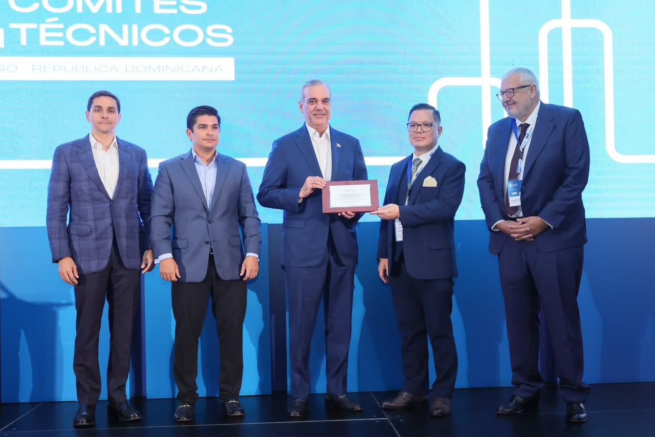 Presidente Luis Abinader en apertura de la 31.ª Reunión Internacional de los Comités Técnicos de ALAMYS 2026. Foto cortesía.