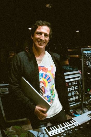 Álvaro Cadavid es la mente