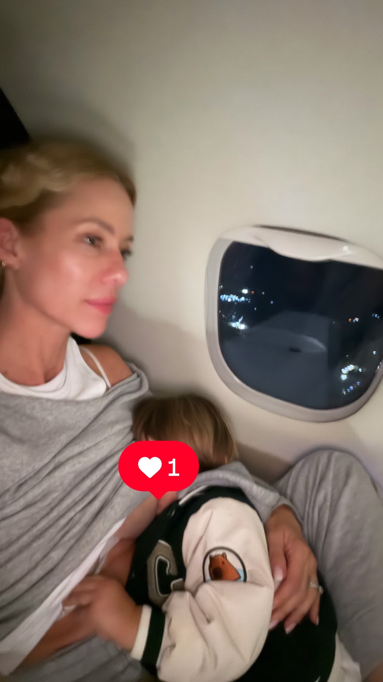 La distancia entre Fabián Cubero y Nicole Neumann quedó reflejada en la celebración de los 15 años de su hija Allegra (Instagram)