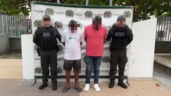 Los dos sujetos fueron identificados con los alias de el Mechas y "Marino" - crédito Policía Metropolitana de Cartagena