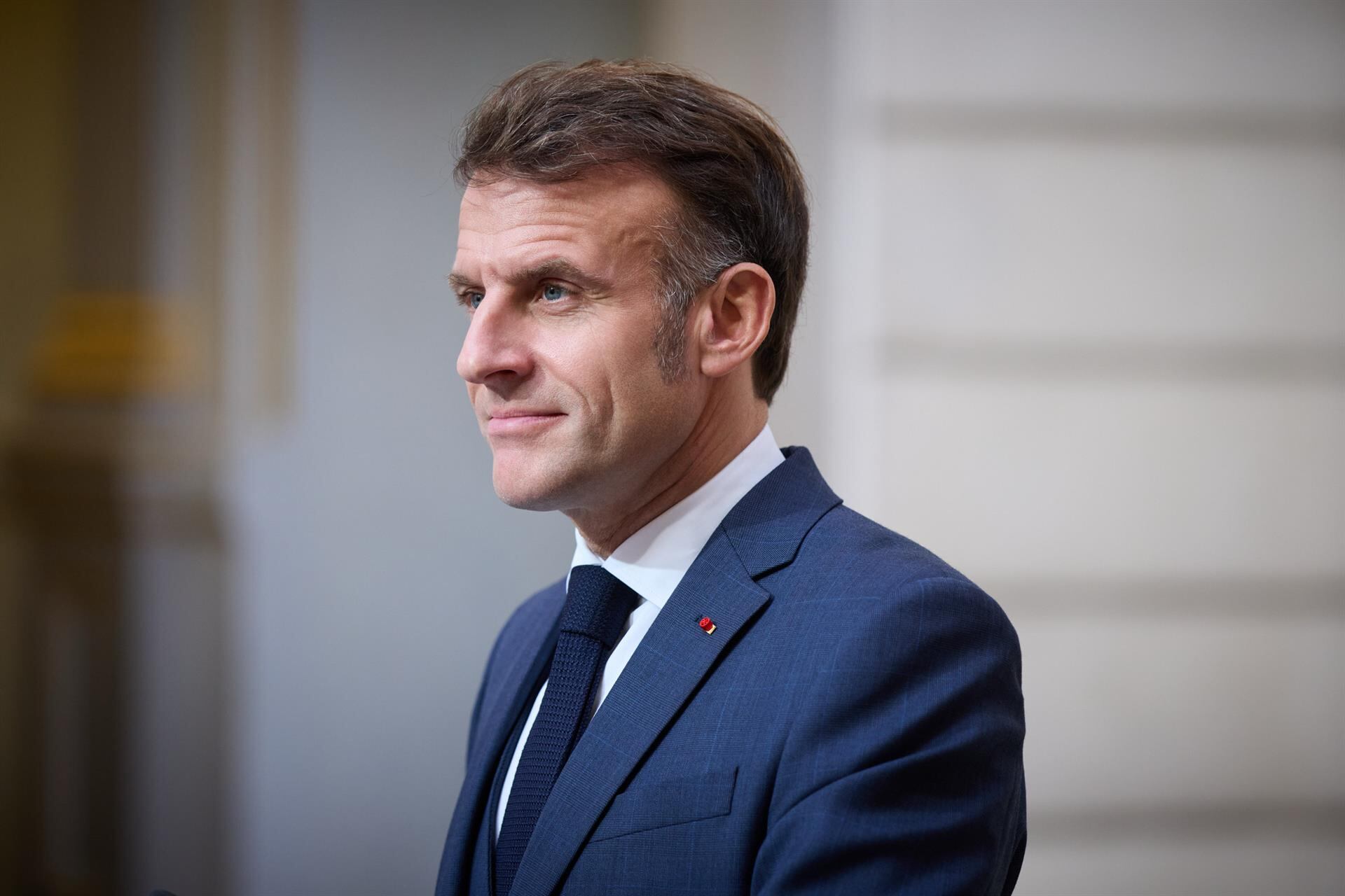 El presidente francés, Emmanuel Macron, respaldó la necesidad de un acuerdo que garantice que Ucrania conserve un aparato de defensa capaz de disuadir nuevos ataques
