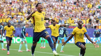 Ecuador vence a Alemania por primera vez y avanza a dieciseisavos del Mundial 2026: el resumen y los goles, en vídeo