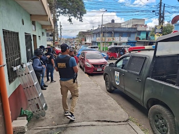 Miembros de las fuerzas de