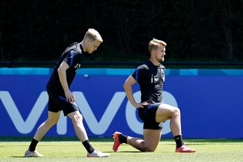 Donny van de Beek (i).