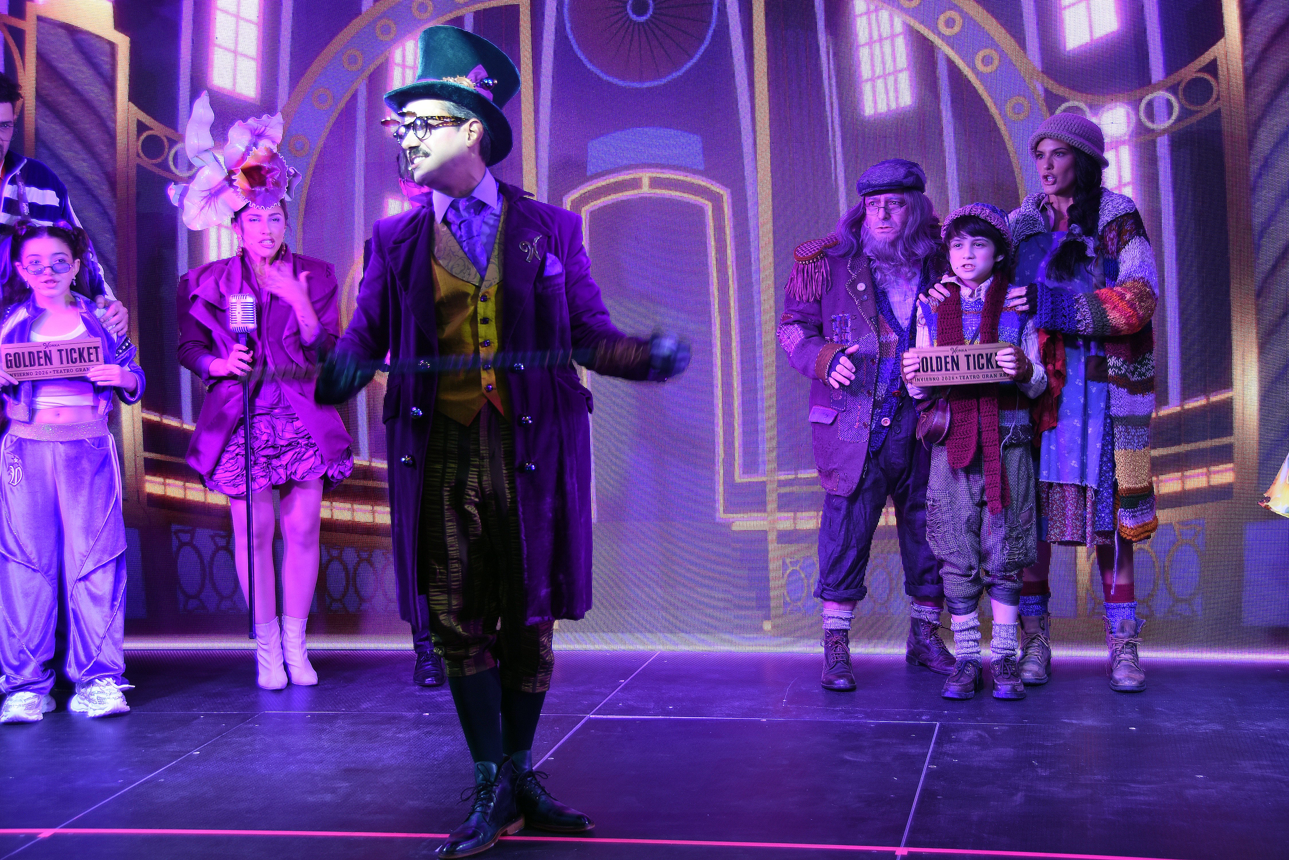 El espectáculo de 'Charlie y la fábrica de chocolates' llega al Gran Rex con una impactante escenografía en la avenida Corrientes