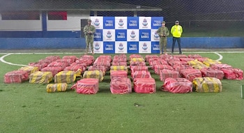 La Armada de Colombia y la Policía Nacional desmantelaron un centro de acopio con 1.645 kilogramos de cocaína en Juradó - crédito prensa Armada de Colombia