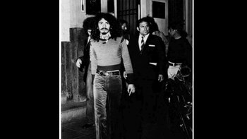 La deportación de Carlos Santana