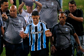 Luis Suárez rechazó a Cruz