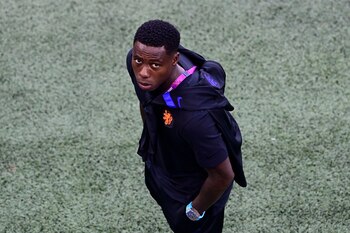Quincy Promes jugó en la selección de los Países Bajos (REUTERS/Olaf Kraak)