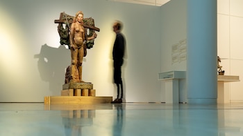 La escultura 'A Santa', de Asorey, será trasladada de Uruguay a Galicia y expuesta de forma permanente en Santiago