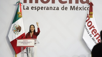 Presidenta de Morena afirma que el PAN intenta “el golpismo mediático” con el juicio político a Rocha Moya