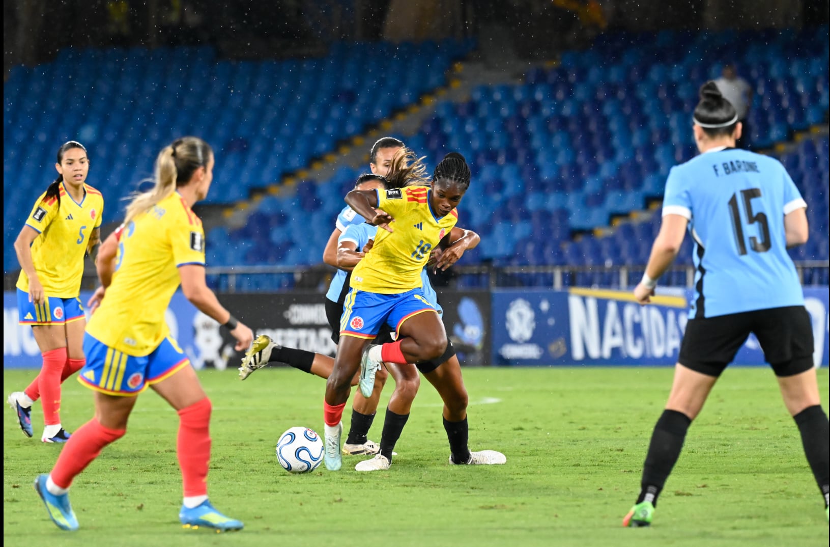 Linda Caicedo salió con una molestia en el soleo, que no sería problema para enfrentar a Paraguay - crédito FCF