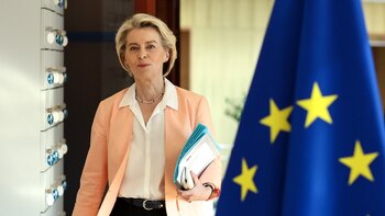 Von der Leyen, a sólo