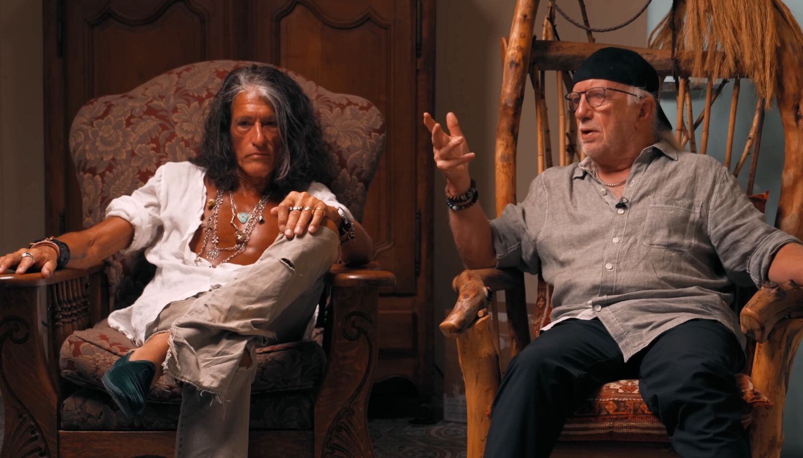 La relación creativa entre Perry y Whitford se basa en la espontaneidad y la búsqueda de nuevas armonías musicales (Captura de video: YouTube)