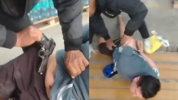 Exsuboficial de la PNP capturado tras asaltar en serie minimercados de Lima Norte.
