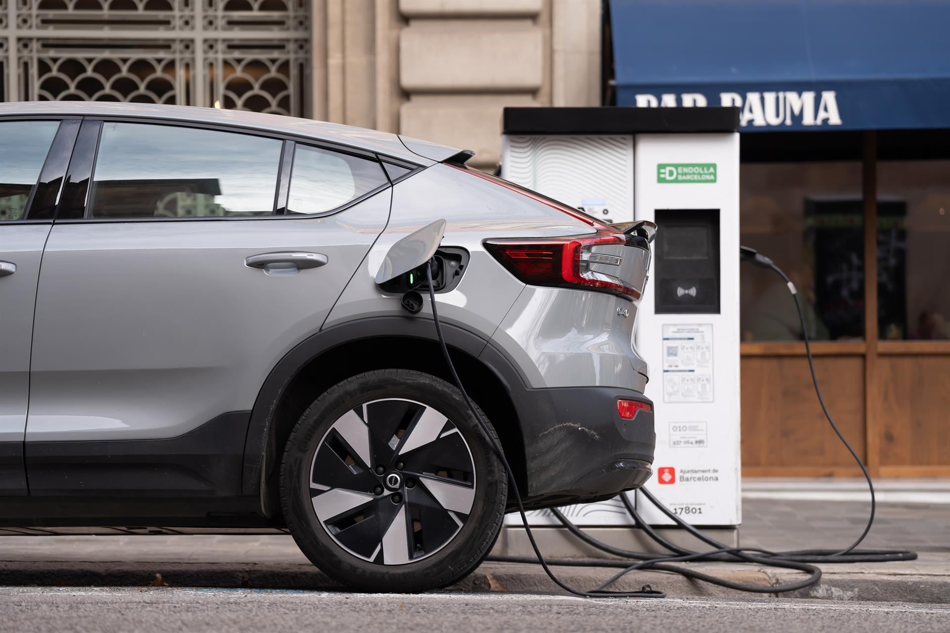España superó los 56.000 puntos de recarga operativos de vehículos eléctricos en el primer semestre de 2026.