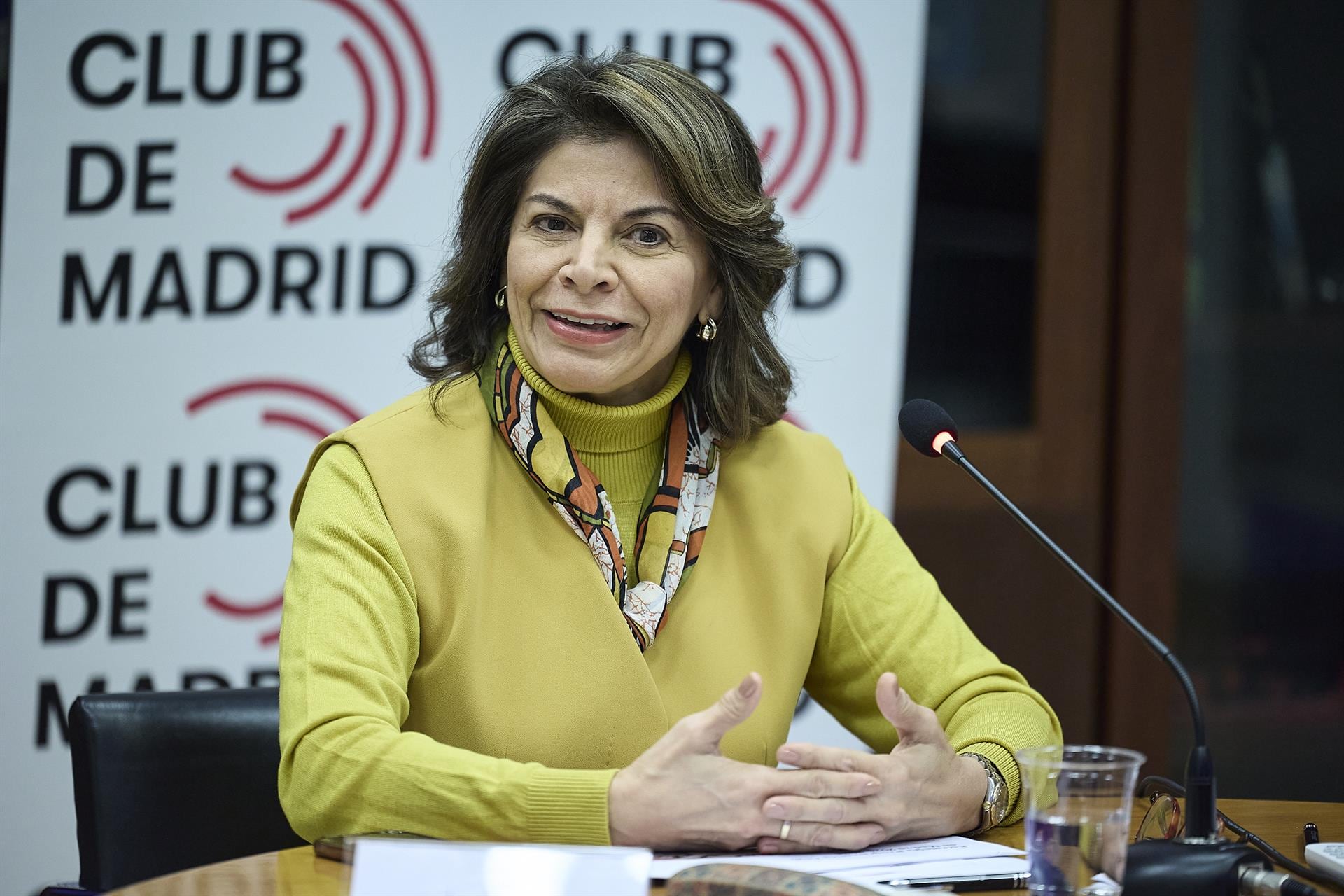 Chinchilla avisa de que se puede perder la «oportunidad» de una transición si no se cuenta con la oposición