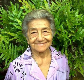 Ella es la madre adoptiva