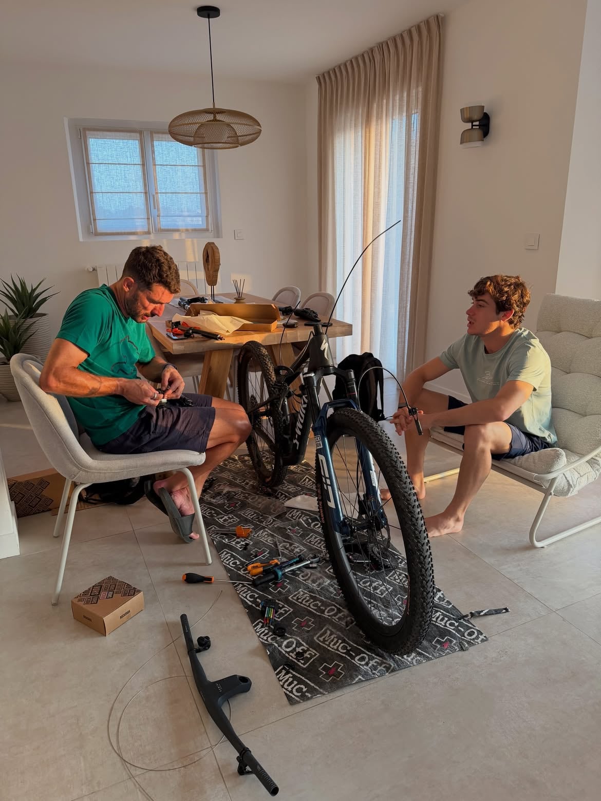 Como de costumbre, el ciclismo fue parte fundamental de las vacaciones del argentino (@francolapinto)