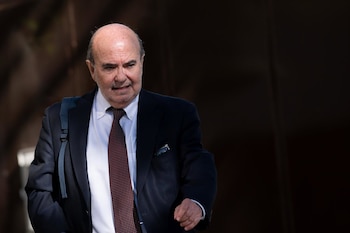 16/04/2026 El exvicepresidente de la Junta de Andalucía, Gaspar Zarrías, a su llegada para declarar como testigo en el juicio por el caso 'Leire Díez', en los juzgados de Plaza Castilla, a 16 de abril de 2026, en Madrid (España). El juez titular del Juzgado de Instrucción Número 9 de Madrid, Arturo Zamarriego, que investiga a la exmilitante del PSOE Leire Díez por presuntamente buscar información contra jueces, fiscales y guardias civiles a cambio de favores, llama como testigo a Gaspar Zarrías en la causa en la que indaga si Díez, el empresario Javier Pérez Dolset y el periodista Pere Rusiñol cometieron presuntos delitos de tráfico de influencias y cohecho.
POLITICA
Fernando Sánchez - Europa Press