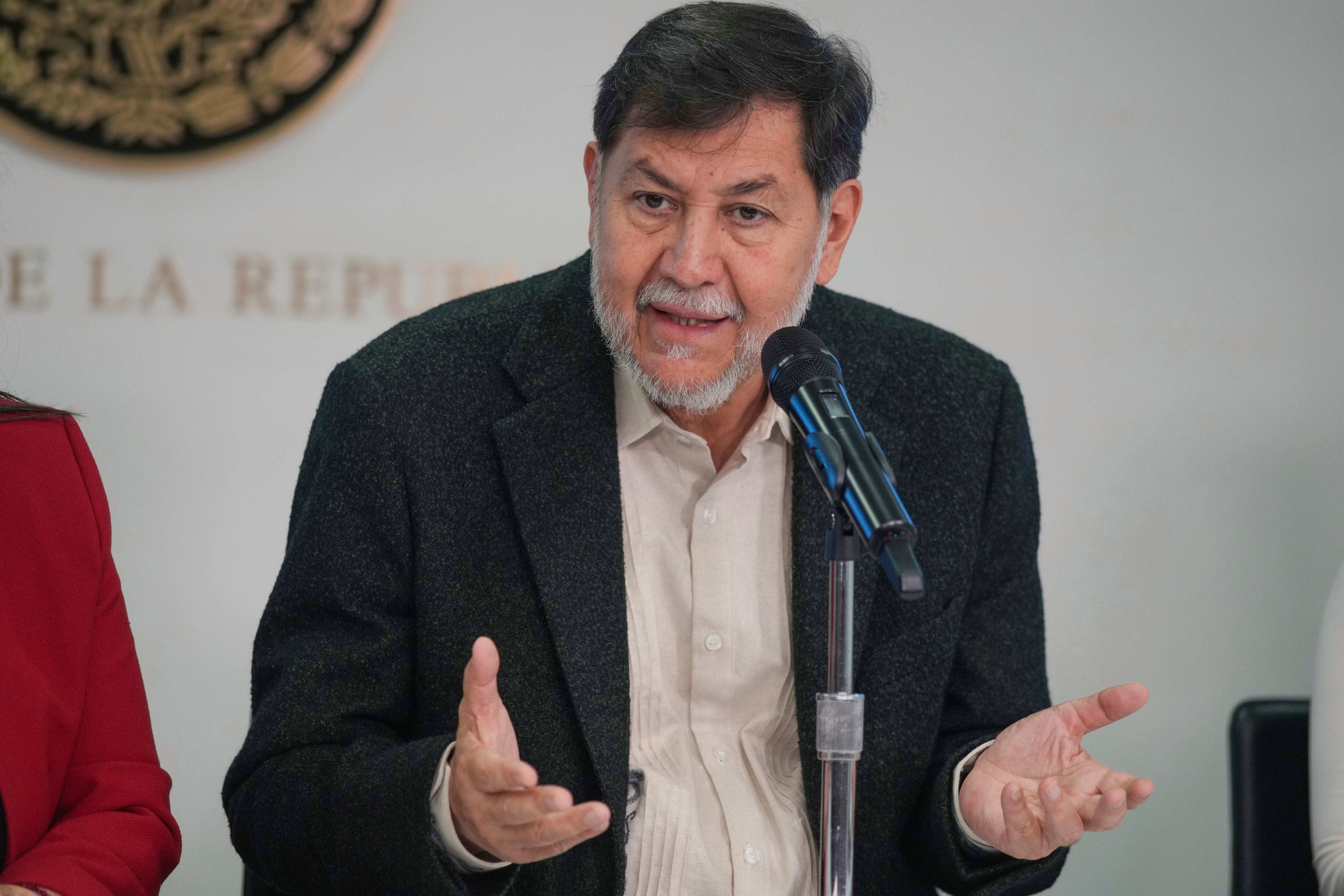 El presidente del Senado, Gerardo Fernández Noroña, volvió a hablar de las disculpas públicas que aceptó de parte de un ciudadano que lo agredió en el AICM (AP Foto/Eduardo Verdugo)