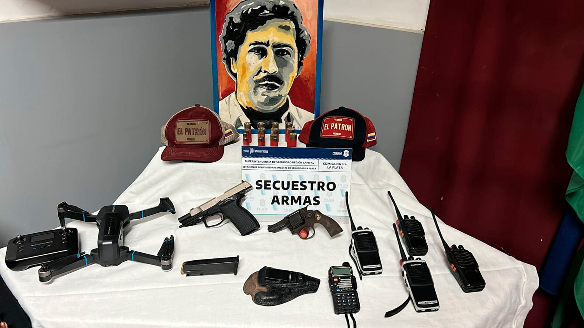 En los allanamientos se secuestraron elementos alusivos al narcotraficante colombiano