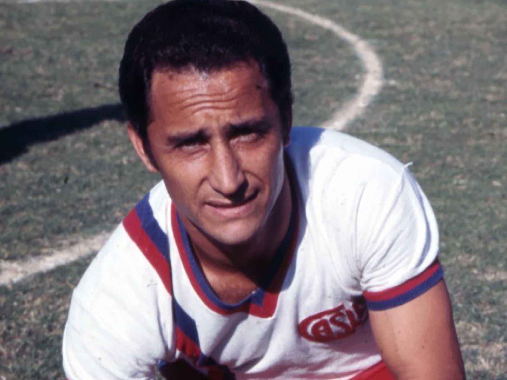 El legendario futbolista José