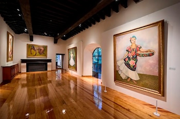 Emergen obras de Frida Kahlo en el restaurado Museo Dolores Olmedo de México