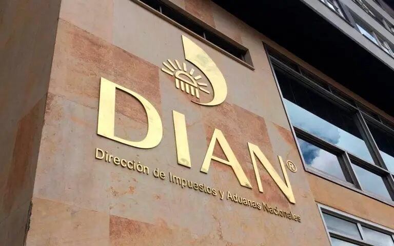 El embargo de bienes, la inclusión en el boletín de deudores morosos y la continuidad de los procesos penales en su contra son algunas de las consecuencias que tendrían aquellos que no se presenten ante la Dian - crédito Colprensa