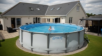 El retiro voluntario incluye modelos