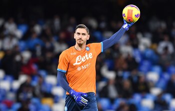 Esta campaña Alex Meret solo